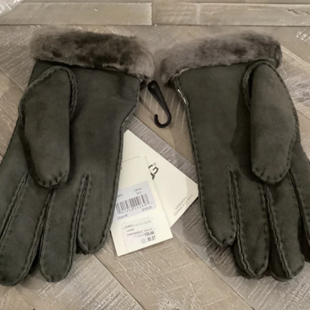UGG Perforated Genuine Shearling Suede Gloves, size M